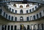 PICTURES/Dublin - Kilmainham Gaol/t_Main Room16.JPG